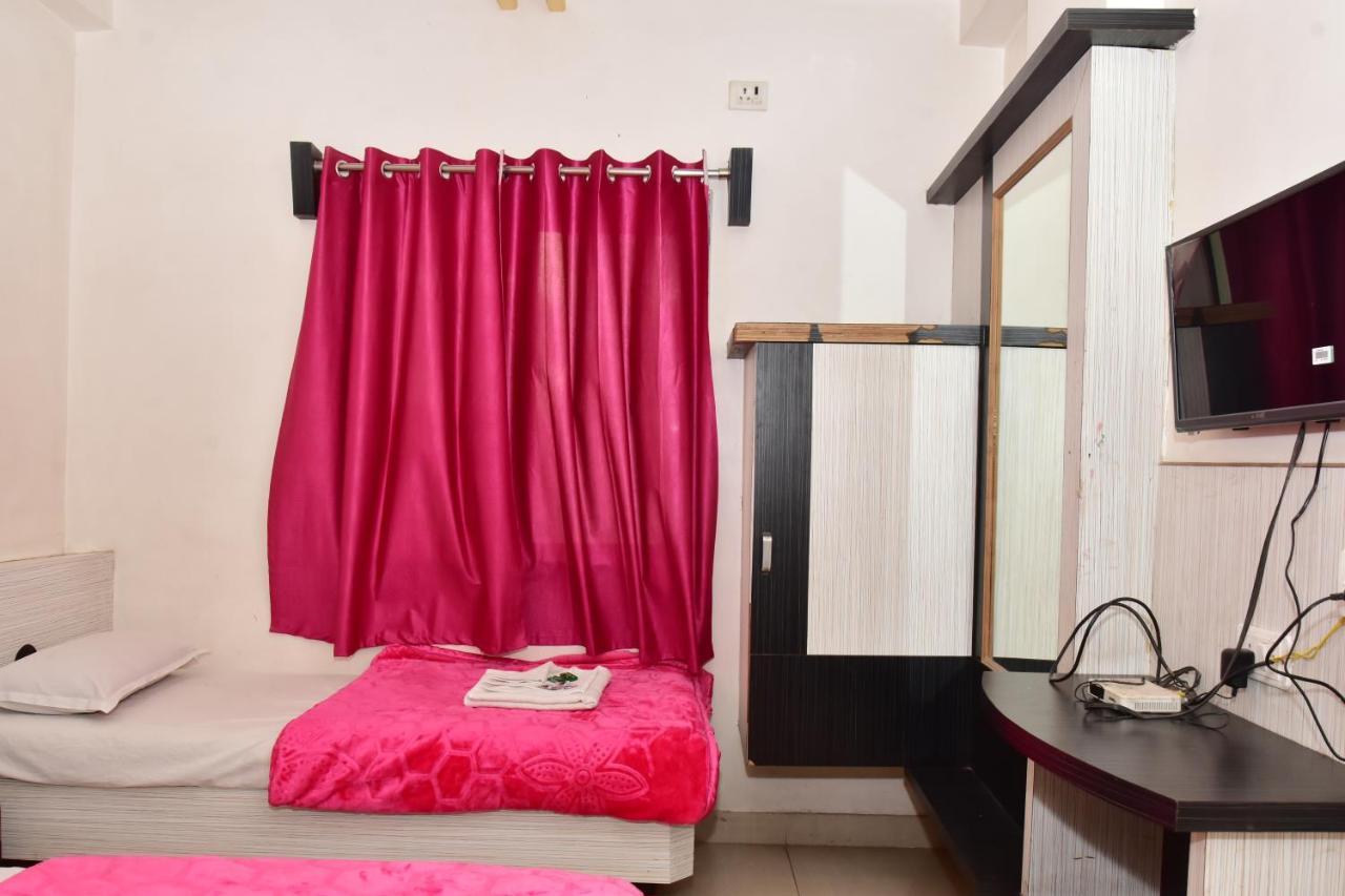 Hotel Temple Sai 쉬르디 외부 사진